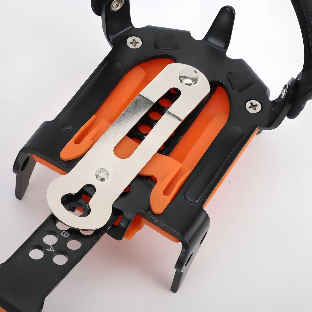 Crampons à neige randonnée universels antidérapants montagne | Esprit Baroudeur