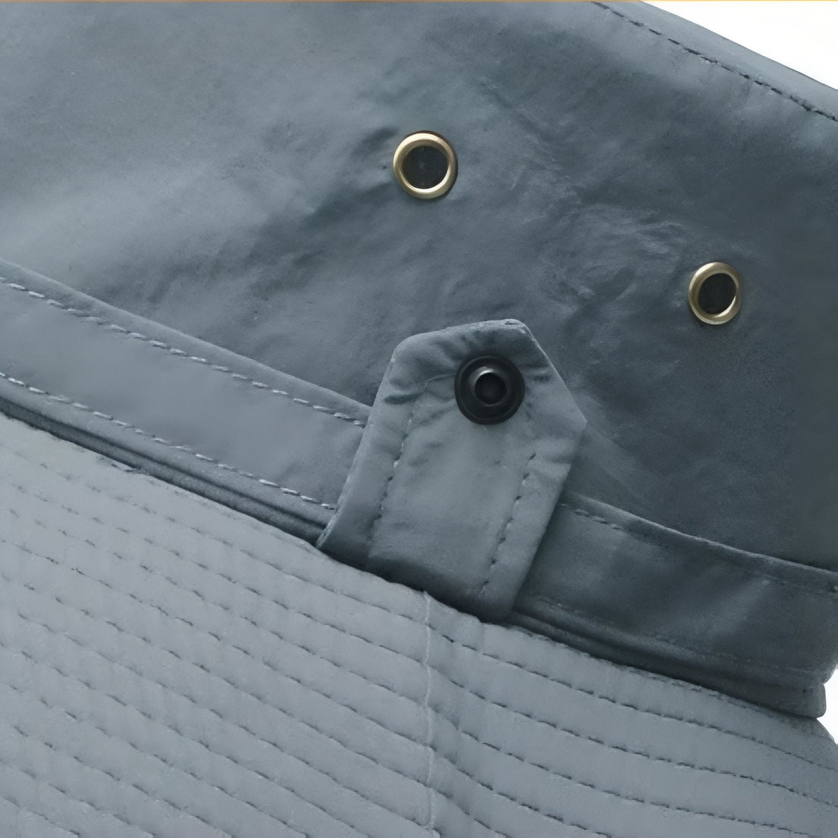 Chapeau de randonnée imperméable à large bord avec jugulaire | Esprit Baroudeur