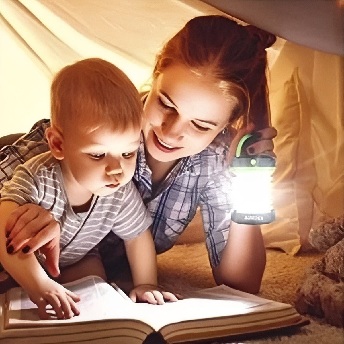 Lanterne solaire pliable de camping rechargeable LED | Esprit Baroudeur