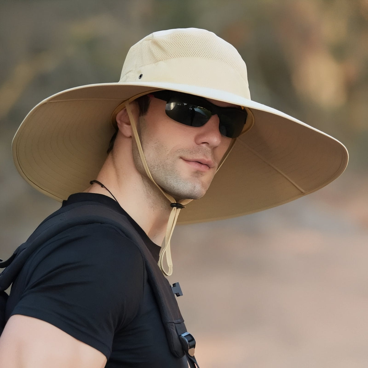 Chapeau à large bord randonnée avec protection solaire | Esprit Baroudeur