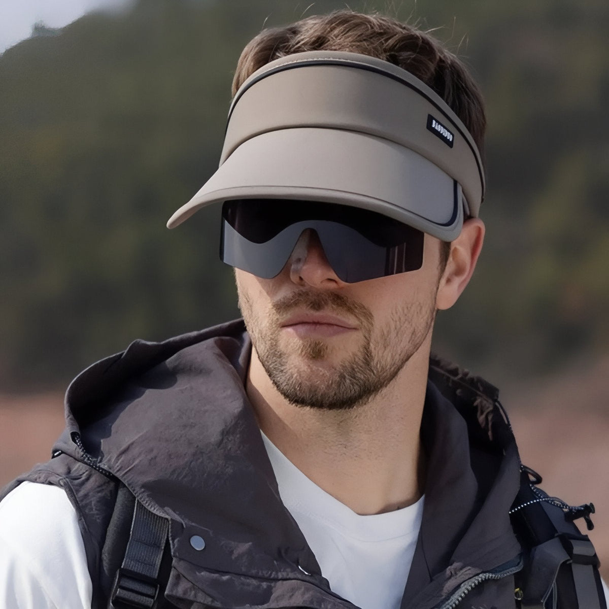 Casquette visière avec lunettes de soleil intégrées randonnée | Esprit Baroudeur
