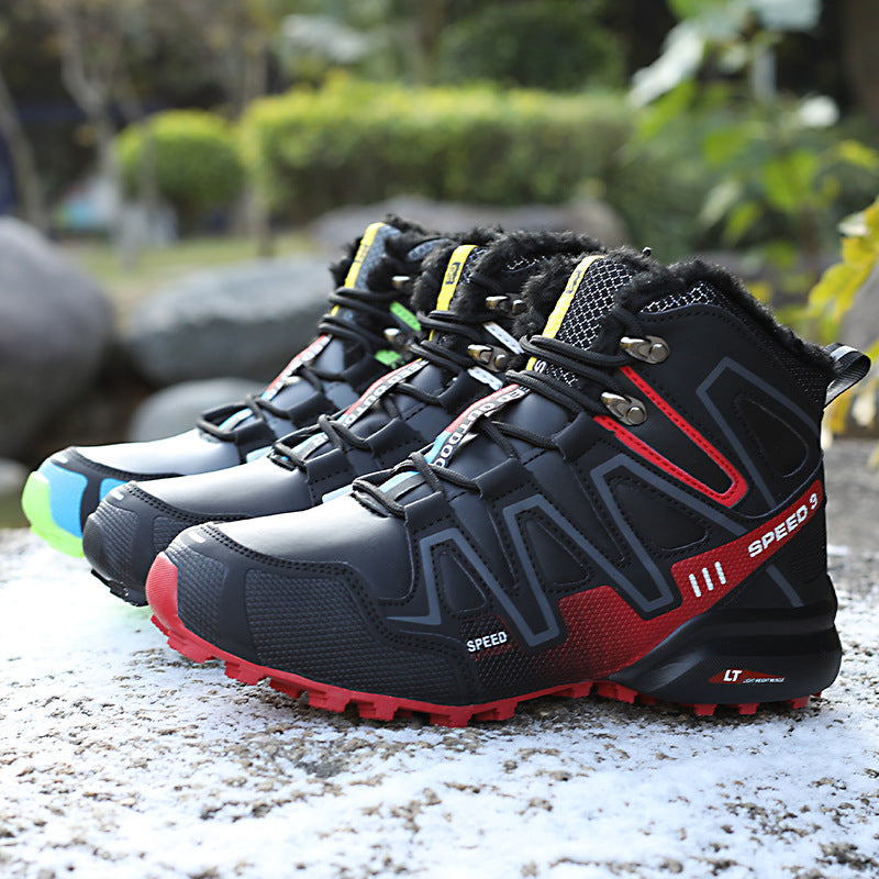 Chaussures de randonnée hautes fourrées montagne hiver | Esprit Baroudeur