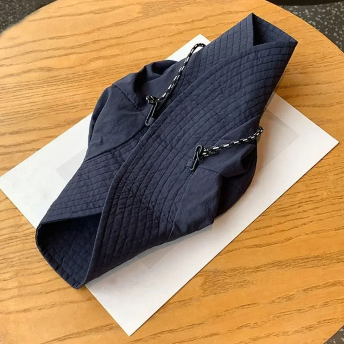 Chapeau de randonnée pliable imperméable avec cordon ajustable | Esprit Baroudeur