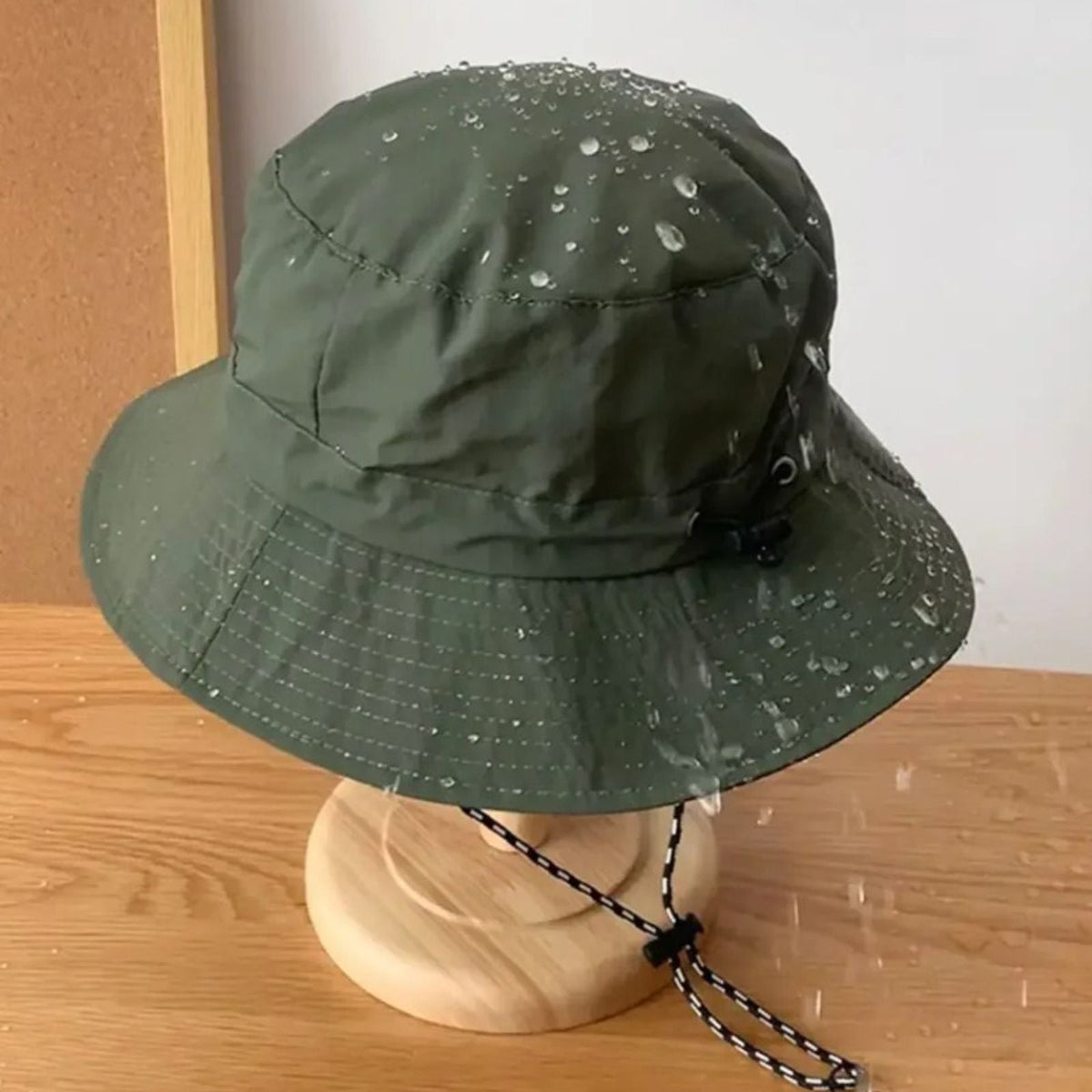 Chapeau de randonnée pliable imperméable avec cordon ajustable | Esprit Baroudeur