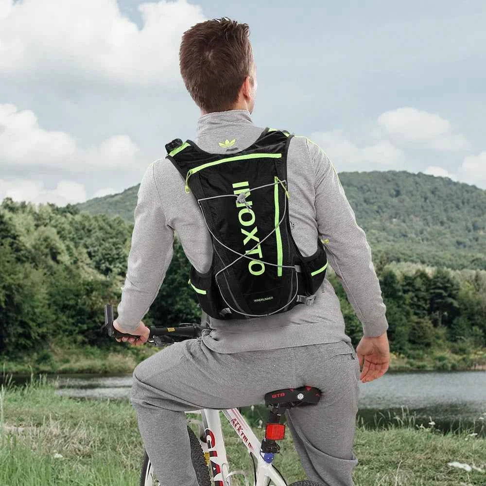 Gilet d'hydratation 8L trail running léger et ajustable | Esprit Baroudeur