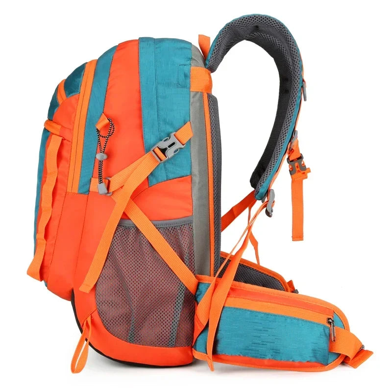 Sac à dos randonnée urbaine 30L avec ceinture ventrale
