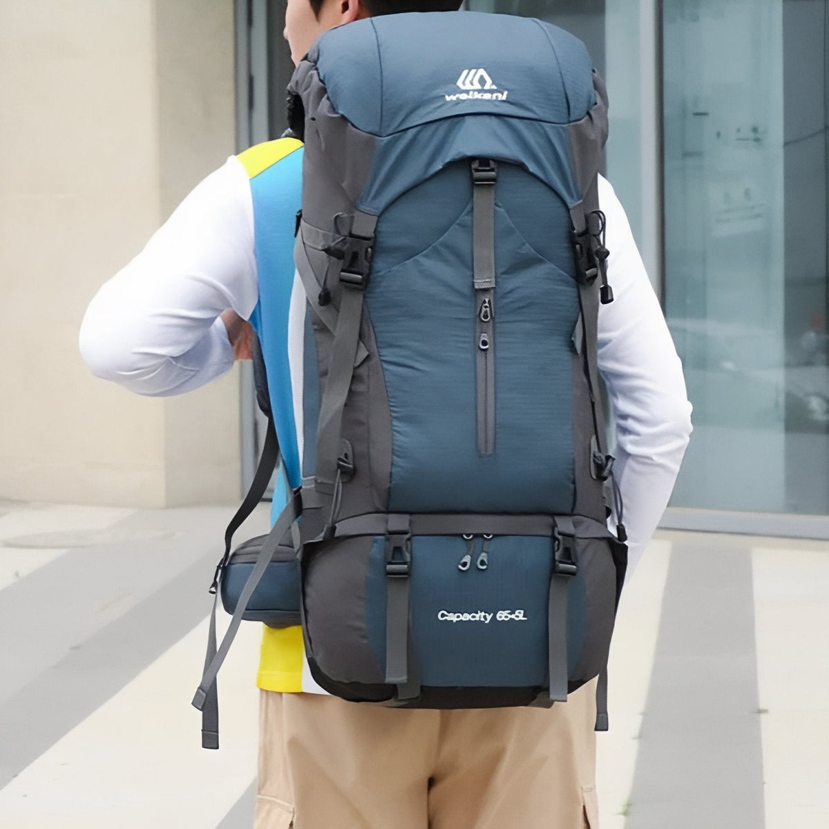 Sac à dos randonnée 70L avec housse de pluie | Esprit Baroudeur