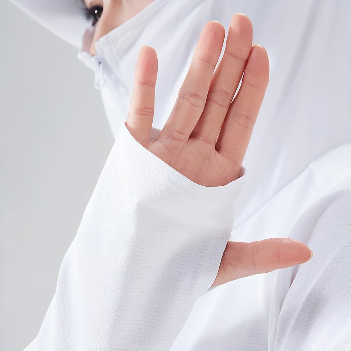 Veste capuche légère randonnée avec protection solaire UPF 50+ | Esprit Baroudeur