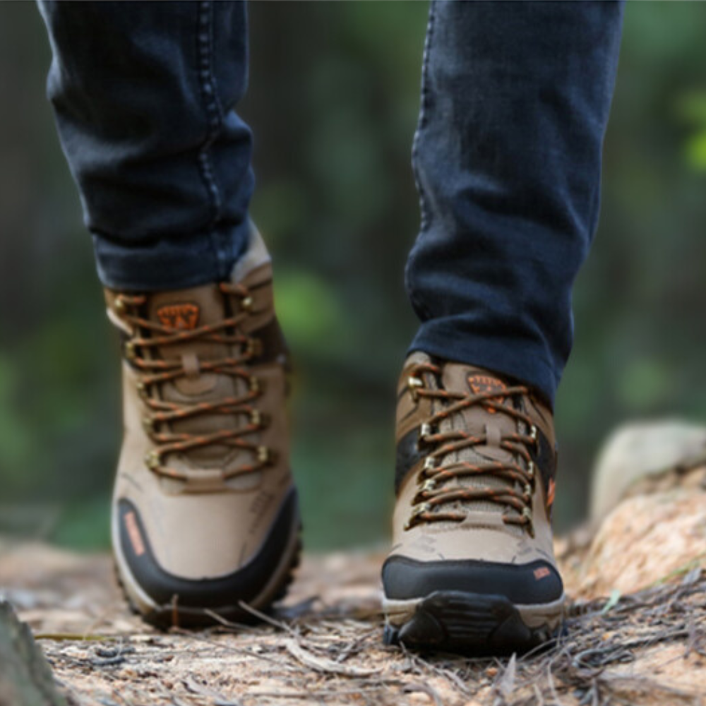 Bottes de randonnée montantes imperméables pour sentiers | Esprit Baroudeur