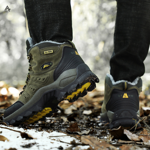 Chaussures de montagne hautes à lacets pour randonnée | Esprit Baroudeur