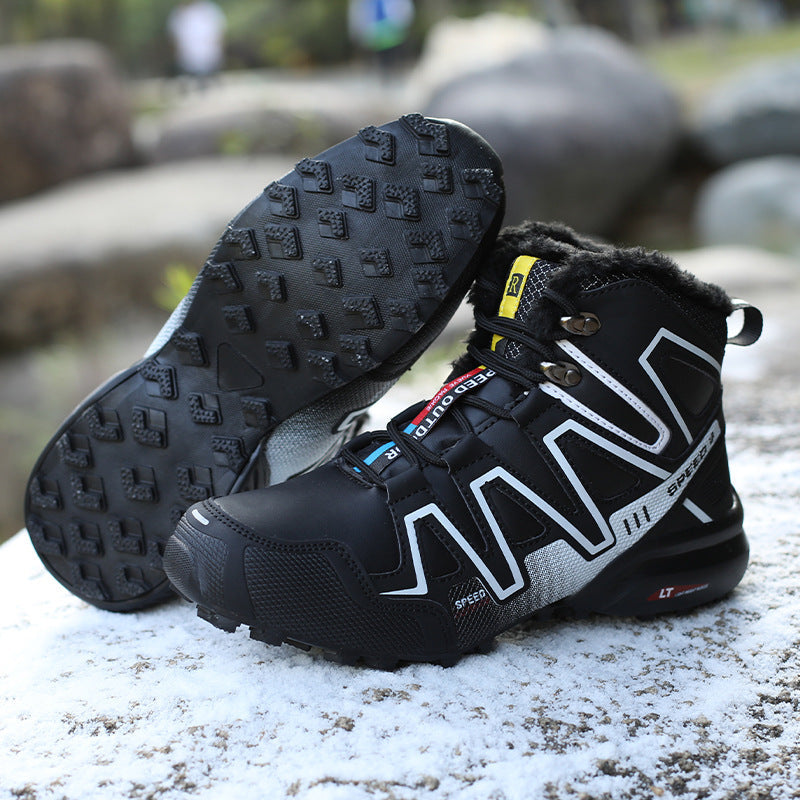 Chaussures de randonnée hautes fourrées montagne hiver | Esprit Baroudeur